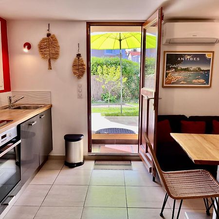 Appartement Deux Pieces Donnant Sur Un Jardin Antibes Esterno foto