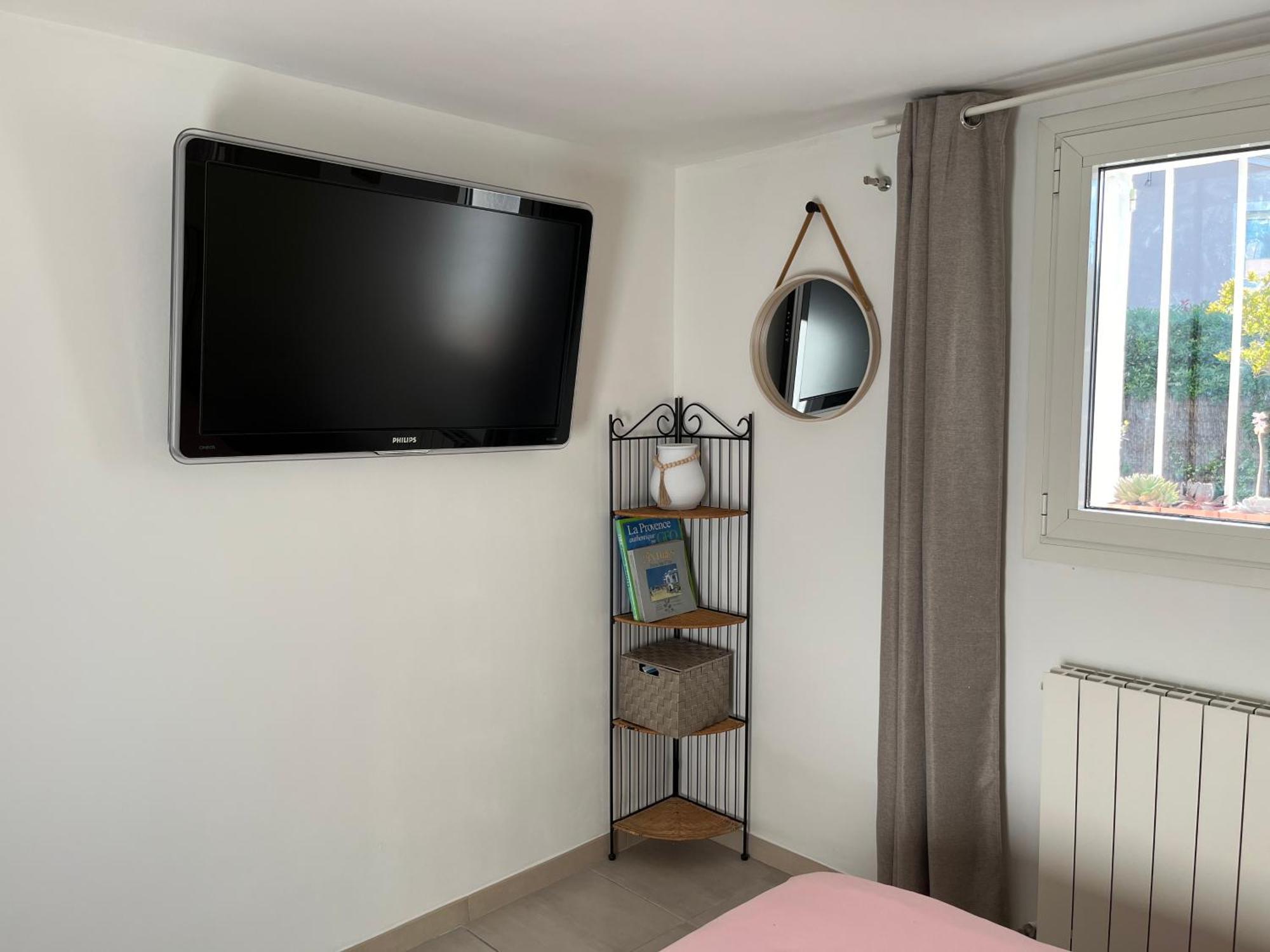 Appartement Deux Pieces Donnant Sur Un Jardin Antibes Esterno foto